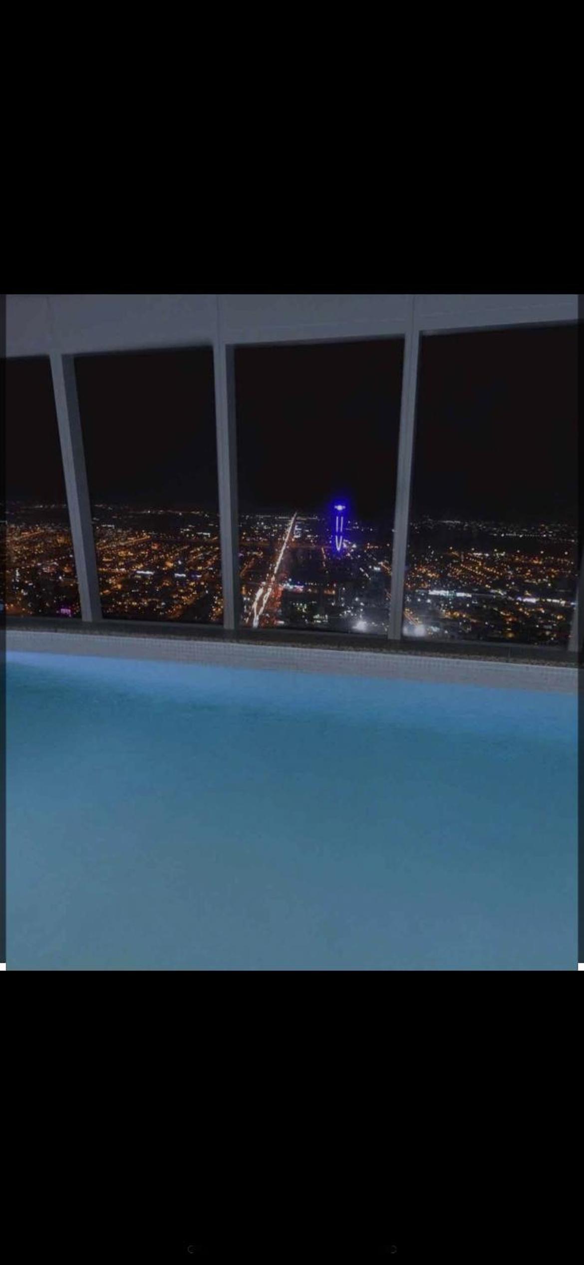 Luxury Apartment - Burj Rafal