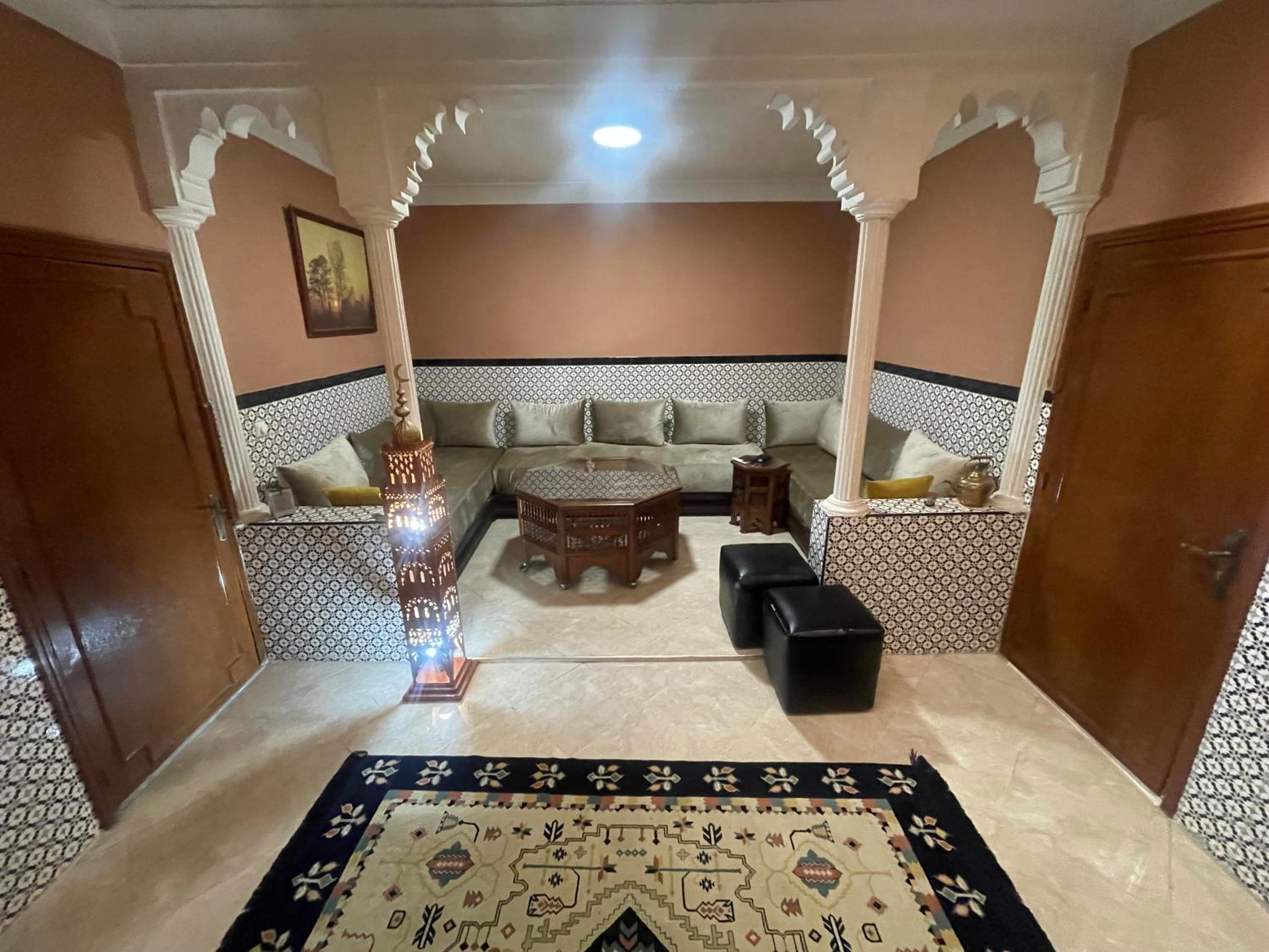 lounge