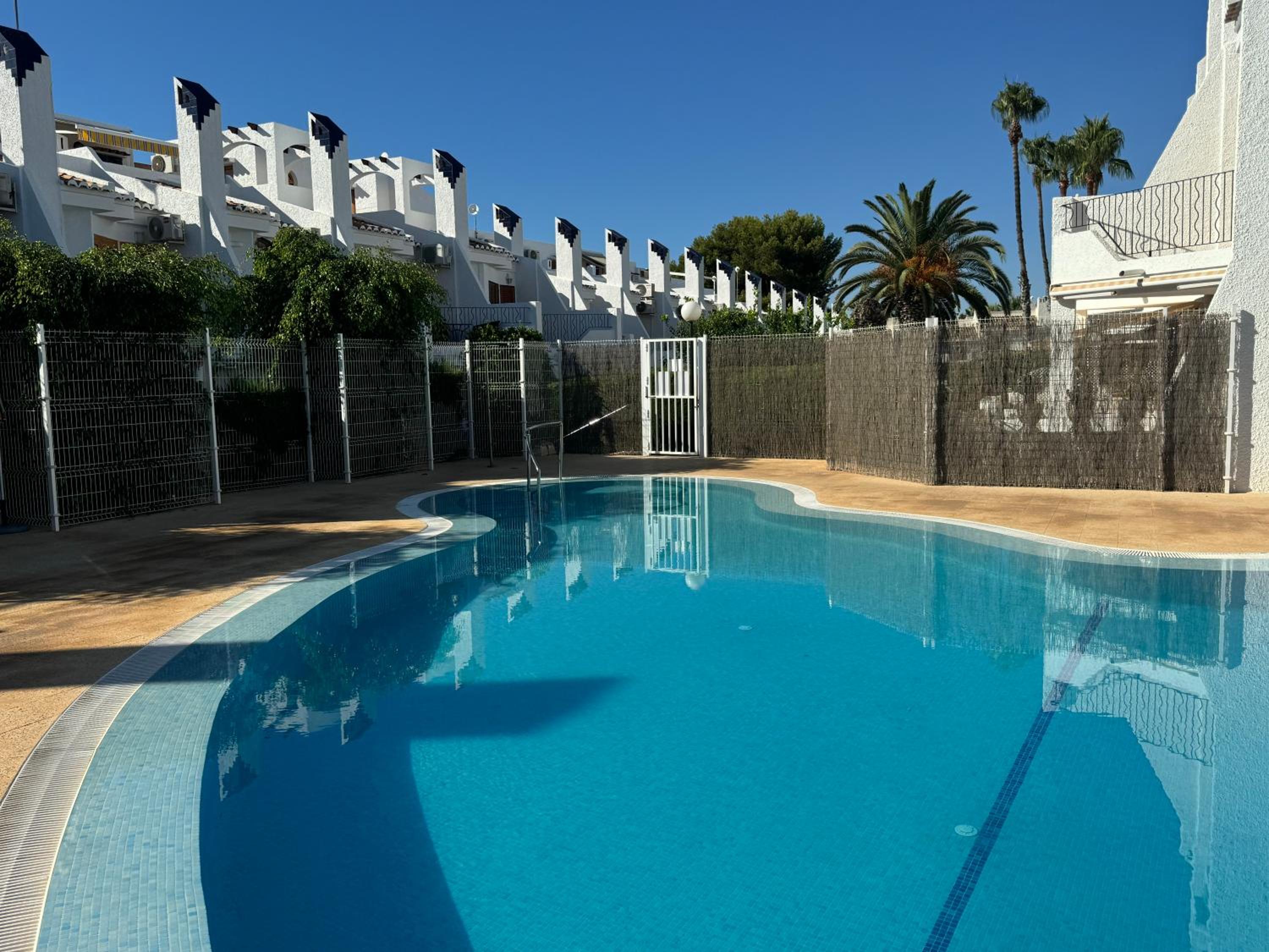 Contemporary House in Cabo Roig