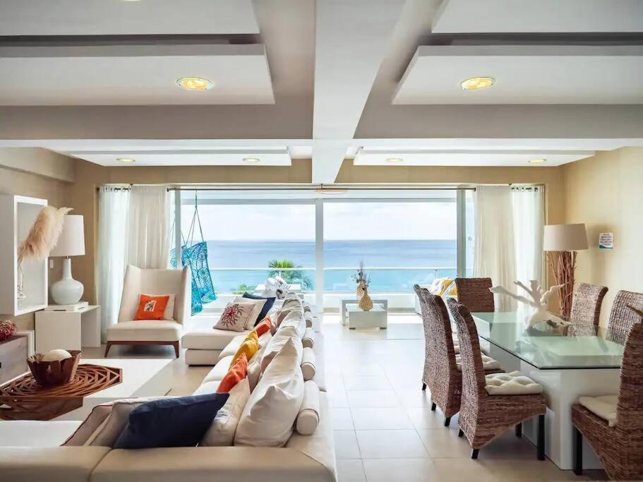 SuiteDelux Oceanview Marbella 3BDR