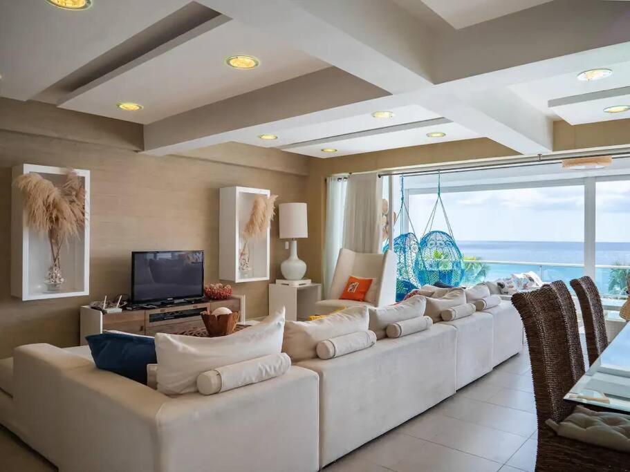 SuiteDelux Oceanview Marbella 3BDR