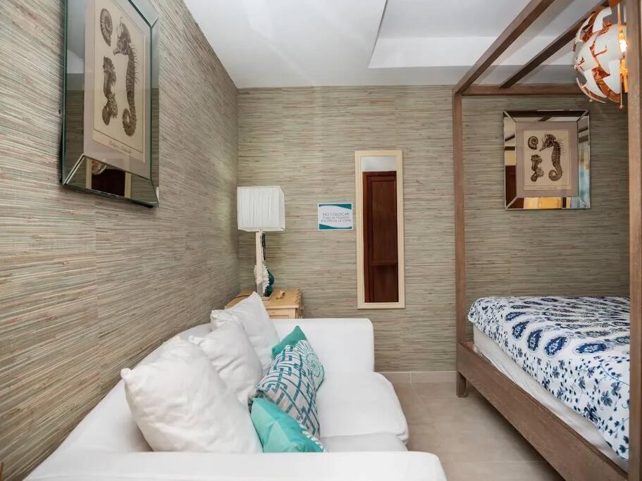SuiteDelux Oceanview Marbella 3BDR