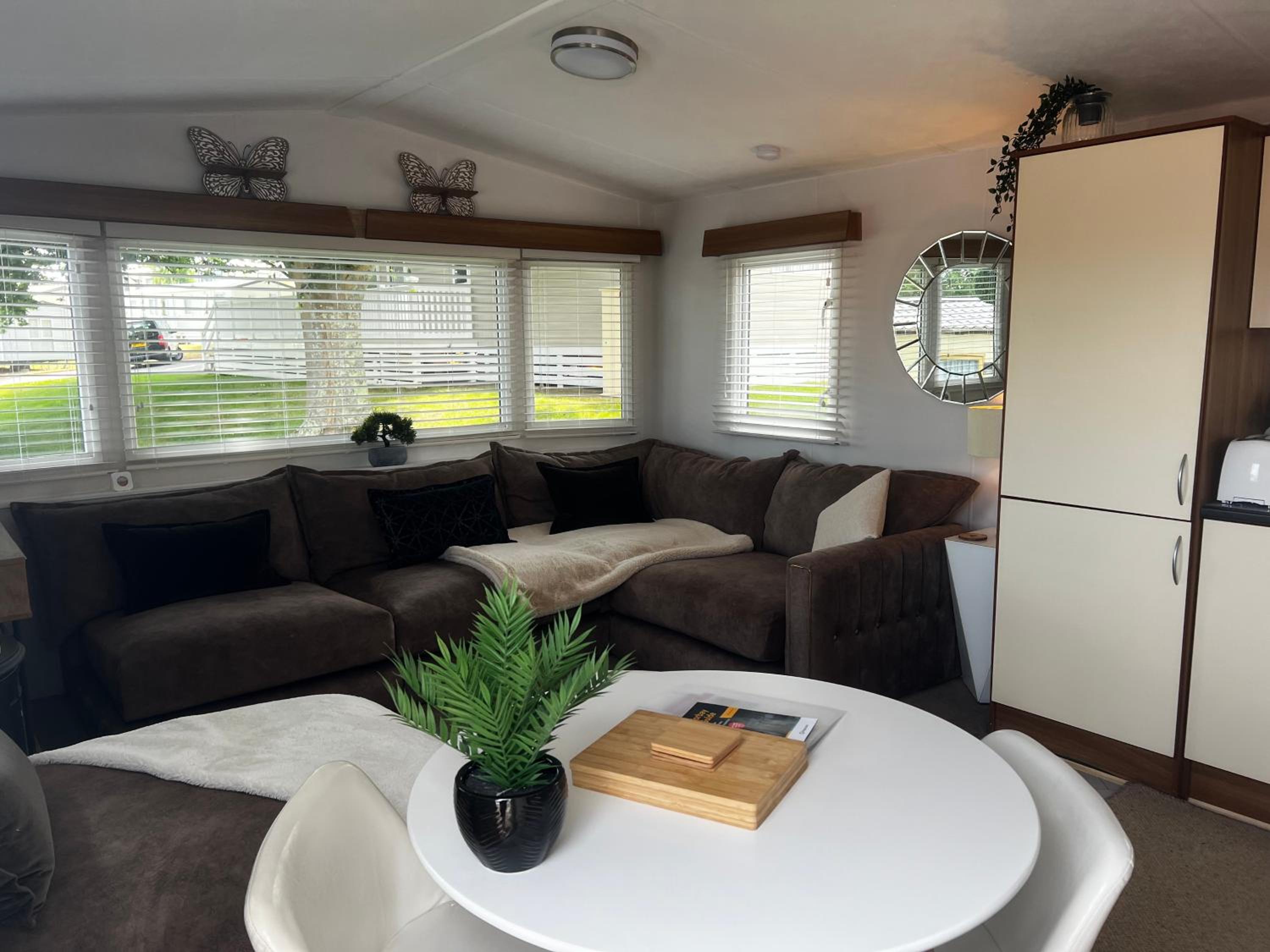 Hoburne Devon Bay Holiday Home Fresh Bright Rental - Home from home view 4