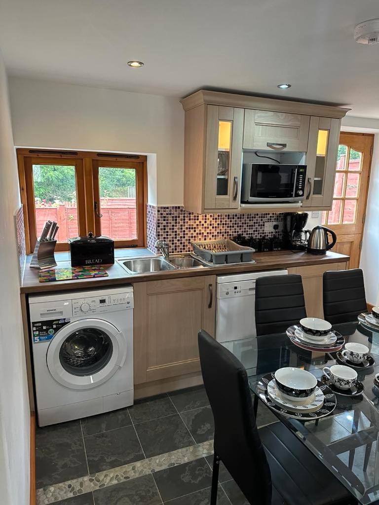 Ivy Cottage - Great Houndbeare Farm Holiday Cottages
