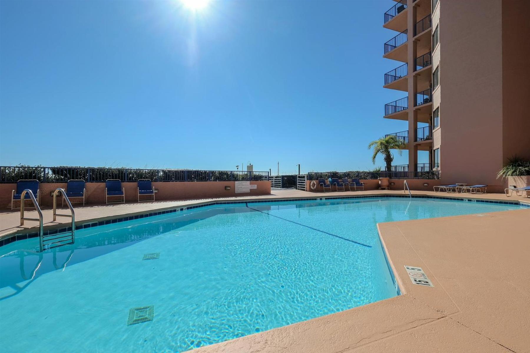 Four Seasons 901W by Current Tides Vacation Rentals view 3