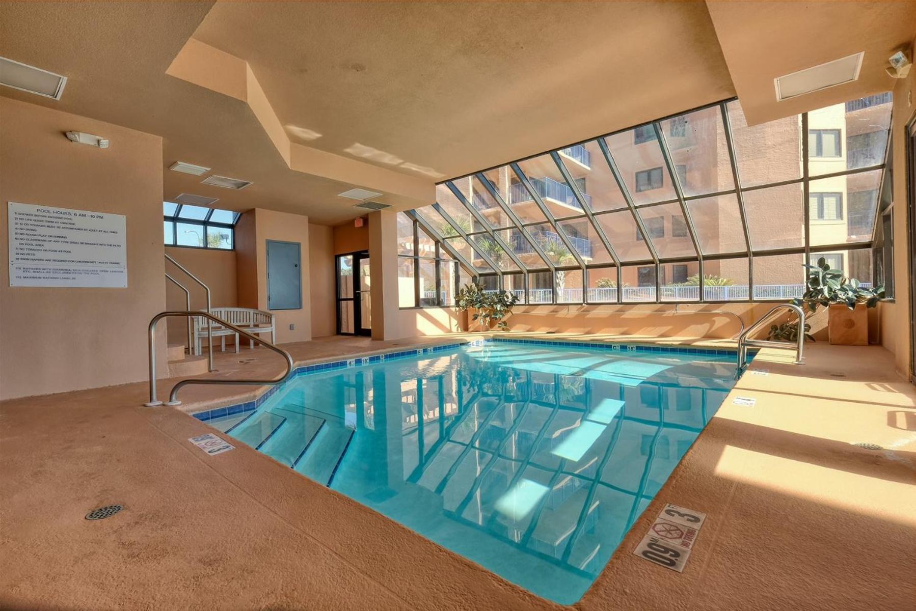 Four Seasons 901W by Current Tides Vacation Rentals view 4