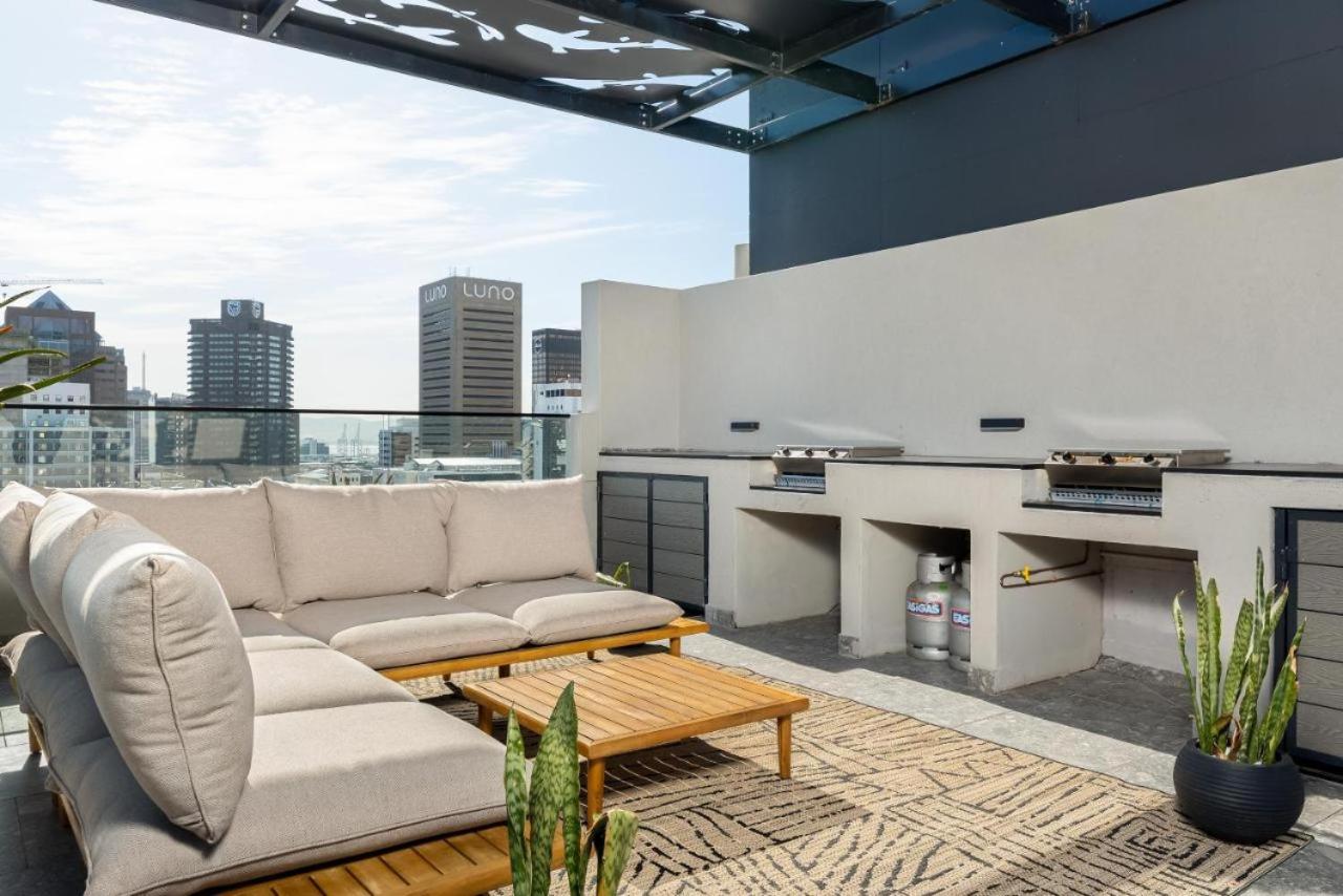 Modern Cape Town CBD Studio view 3