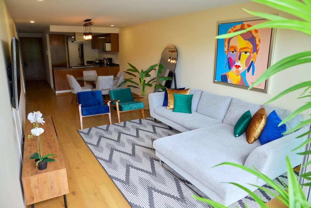 Mili & Mila Depto con Alberca y Gym en el corazón de Condesa y Roma view 5