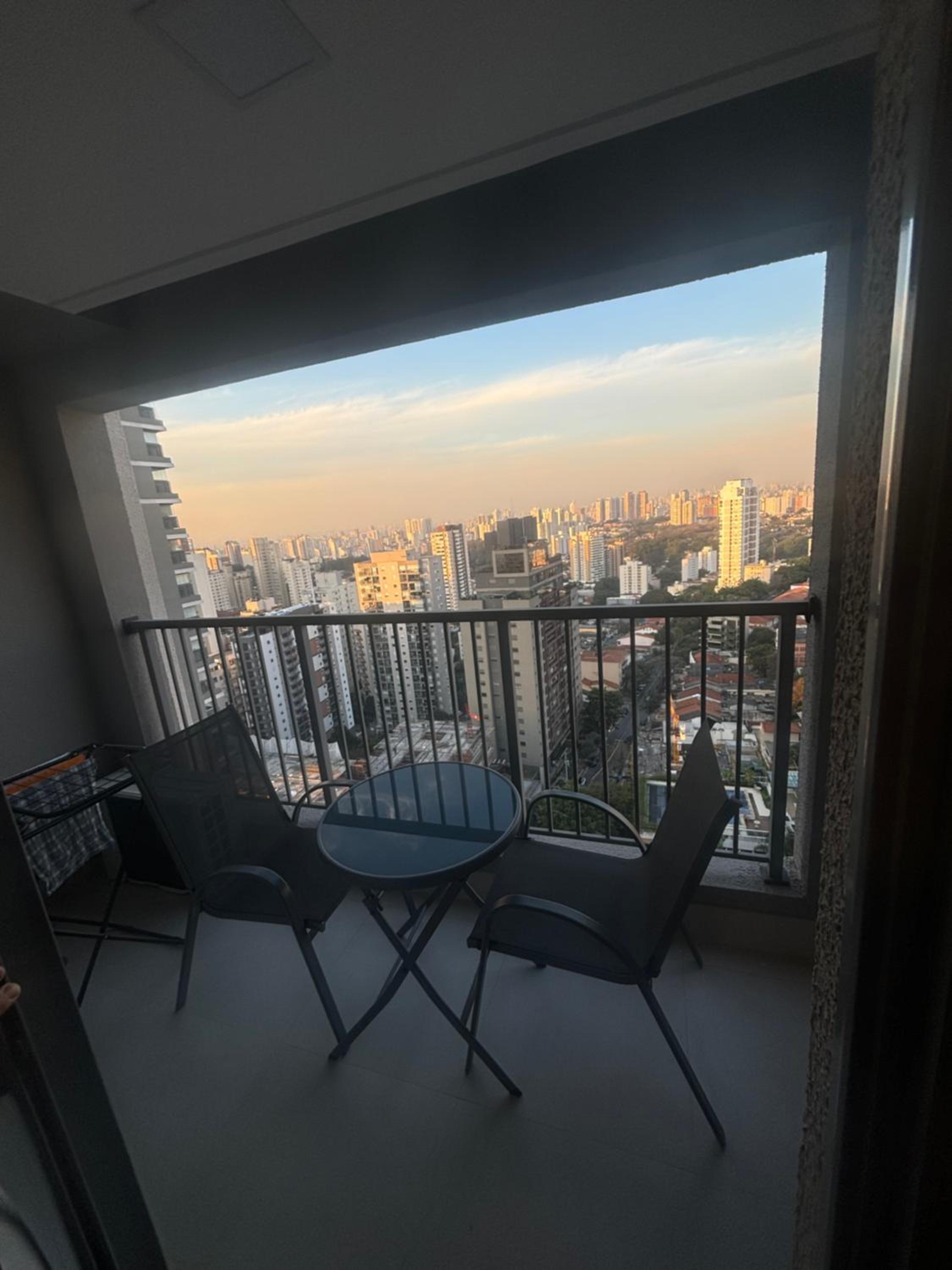 Studio na Vila Mariana com linda vista no 15 e 17 andar