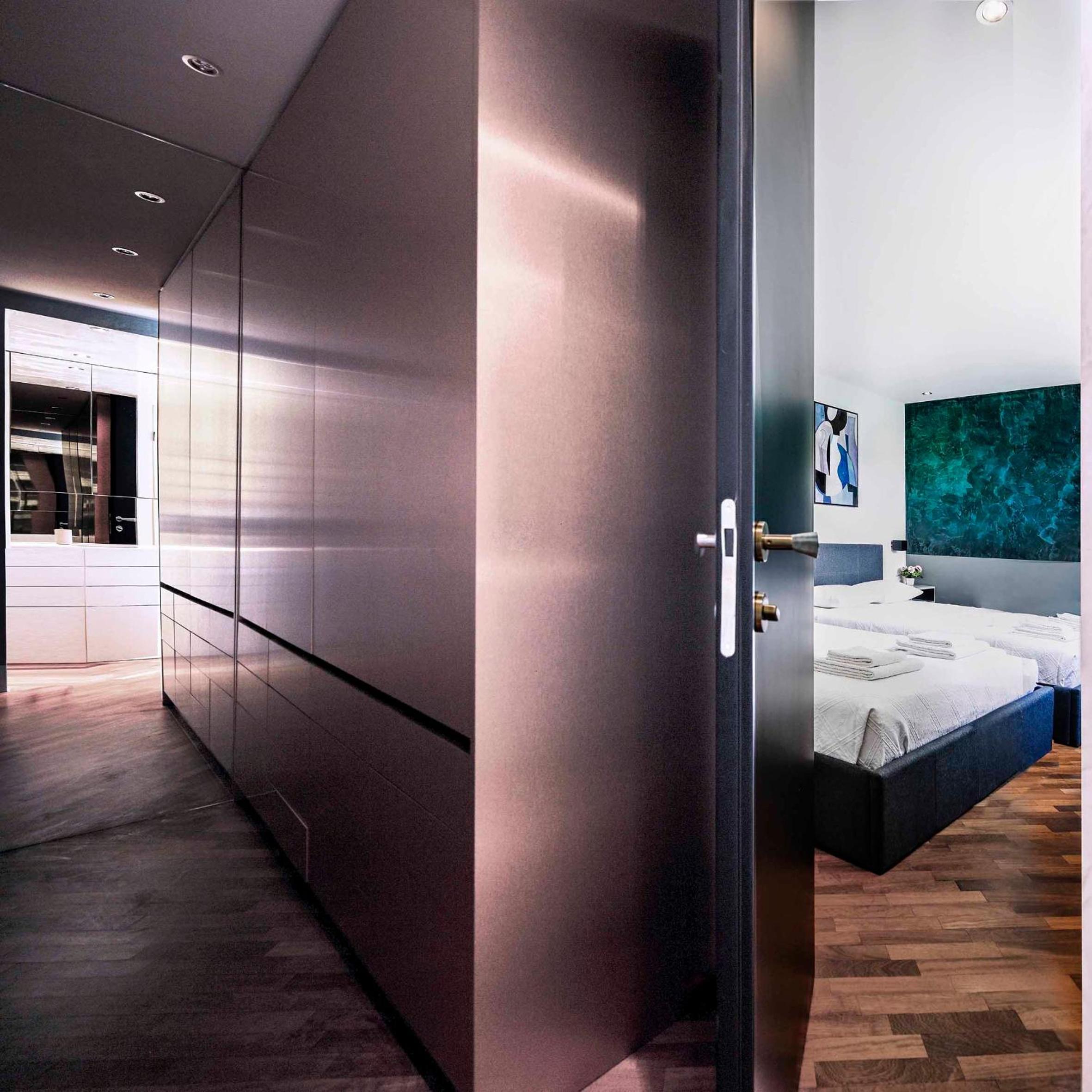 Luxury Villa close to Zürich /View/Sauna/Garden