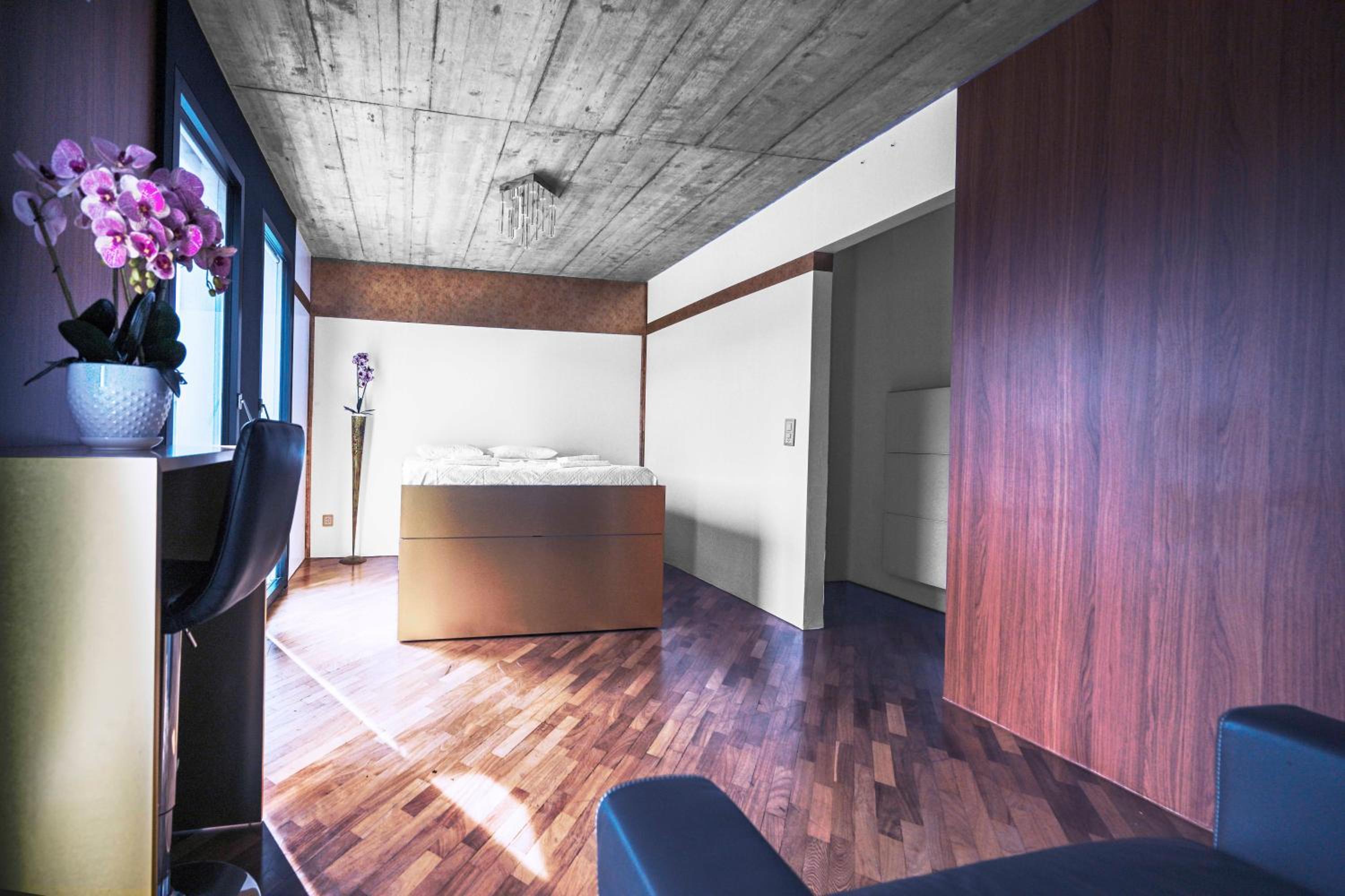 Luxury Villa close to Zürich /View/Sauna/Garden