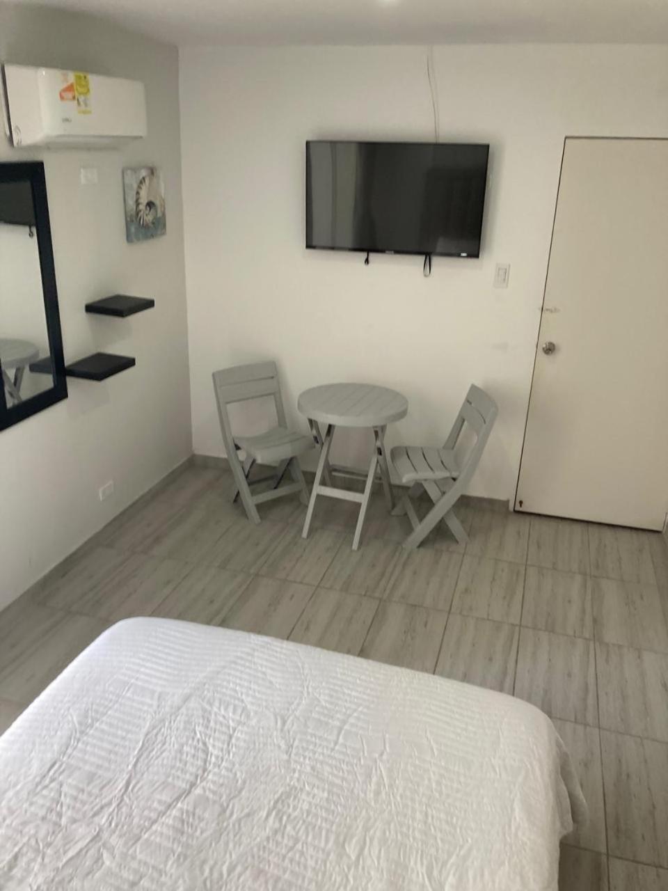 Amazing Ocean View apartment with Pool in Laguito Cartagena