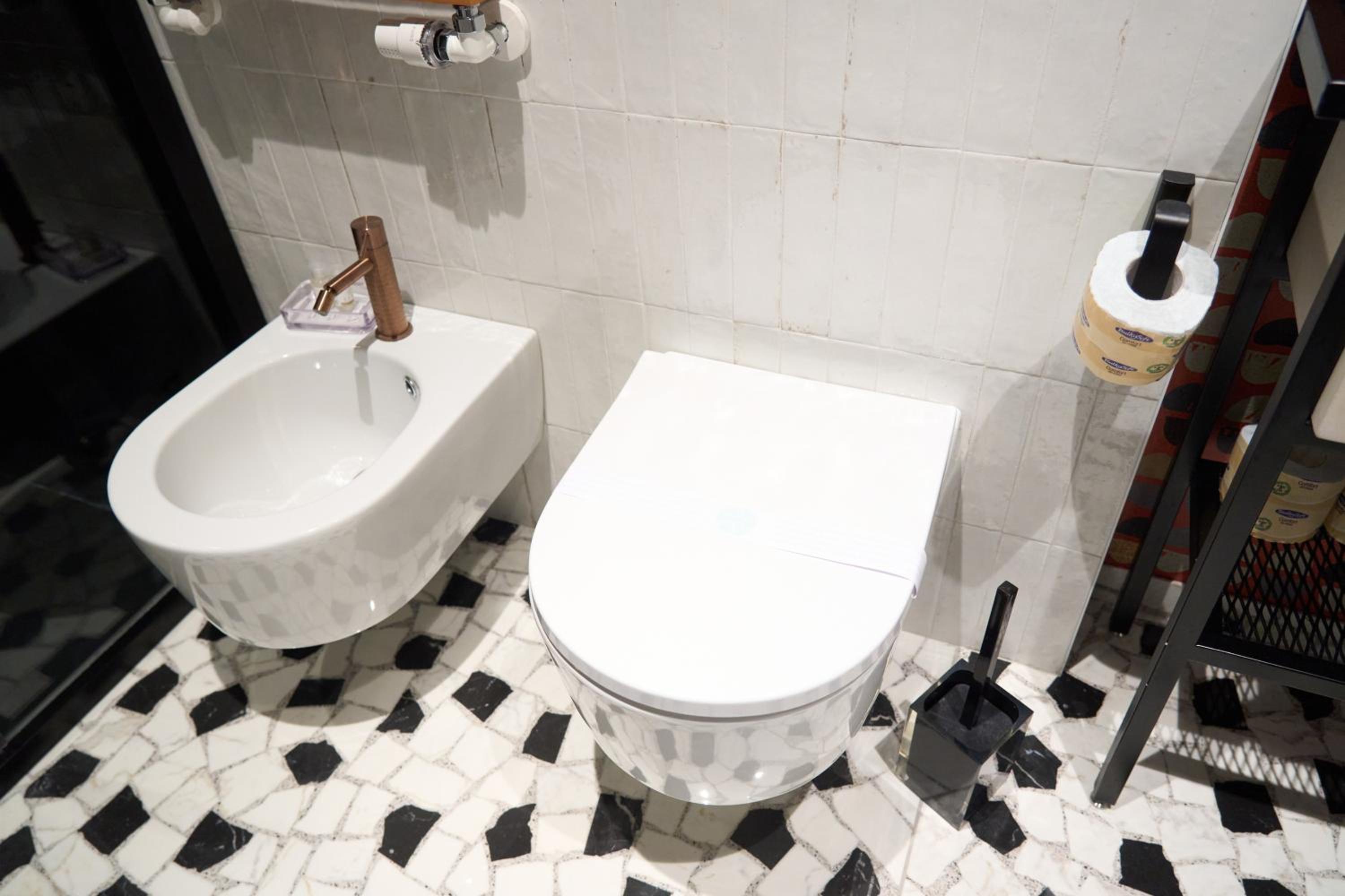 Trastevere Boutique Suite Rome with Gym and Steam Shower