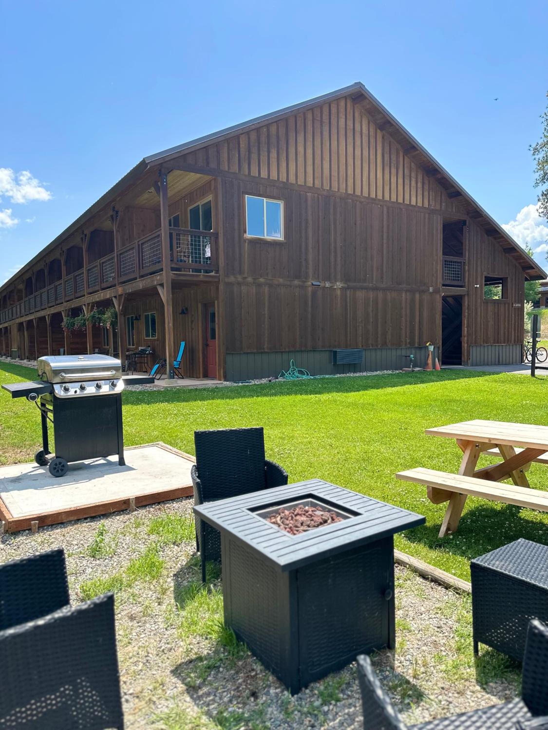 Methow River Lodge and Cabins view 5
