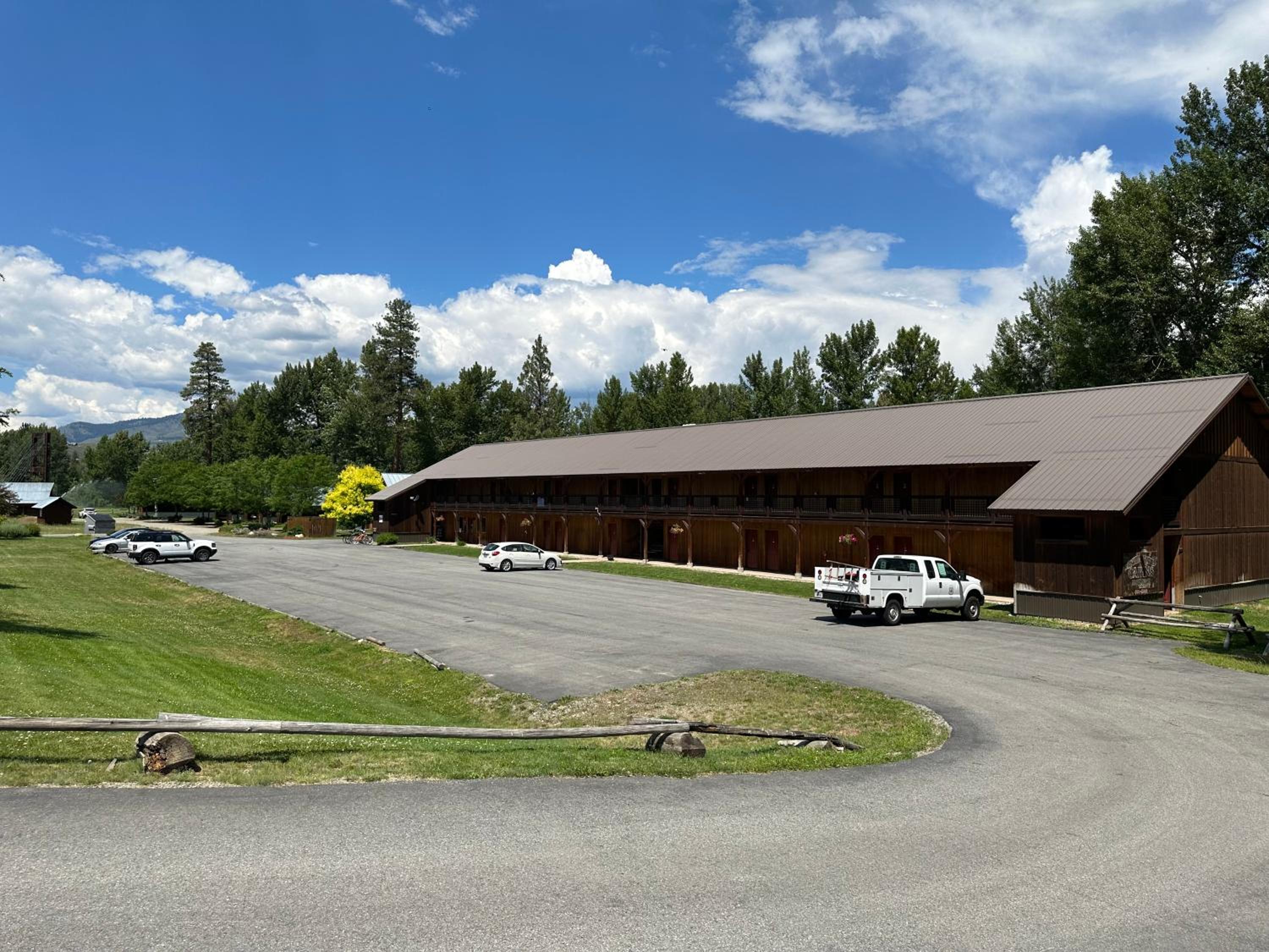 Methow River Lodge and Cabins view 4