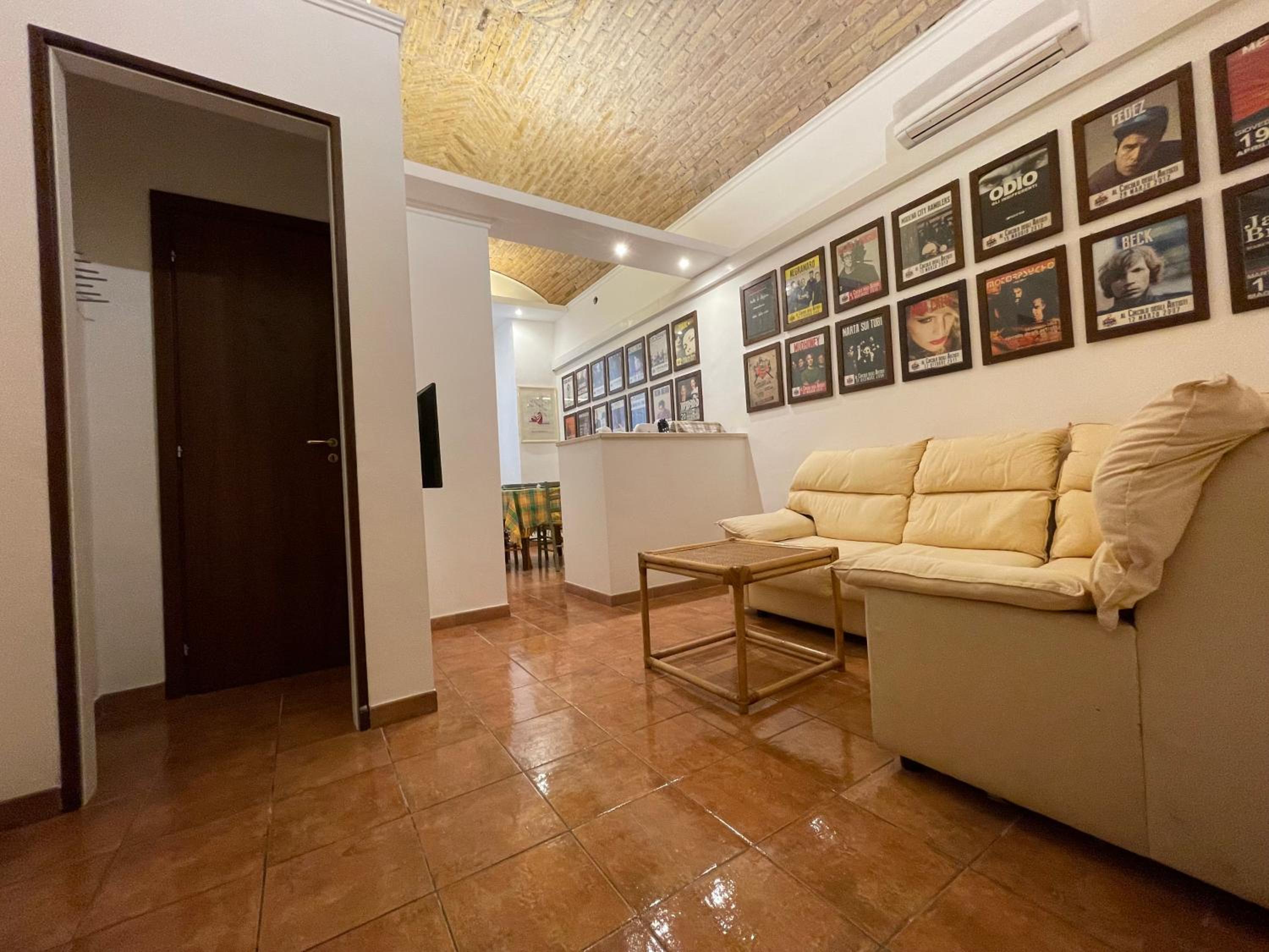 lounge