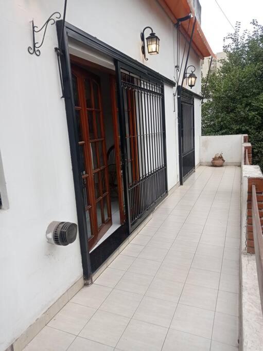 Disfrutá Tucumán en depto 2 dormitorios parar 4 en la mejor zona de Tucumán frente al parque Avellaneda
