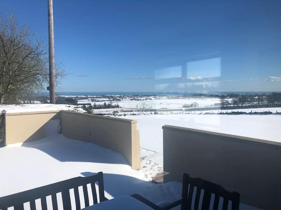 Hillcrest View