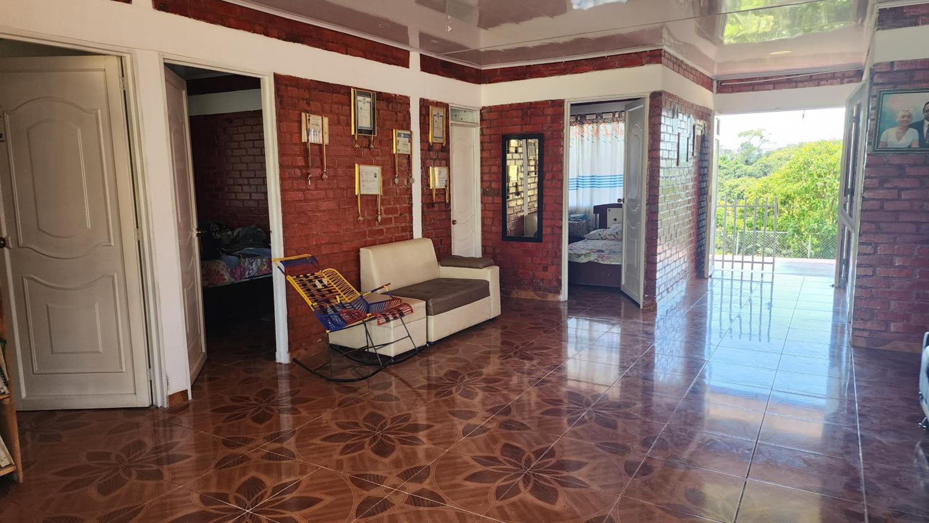 CASA CAMPESTRE Familiar