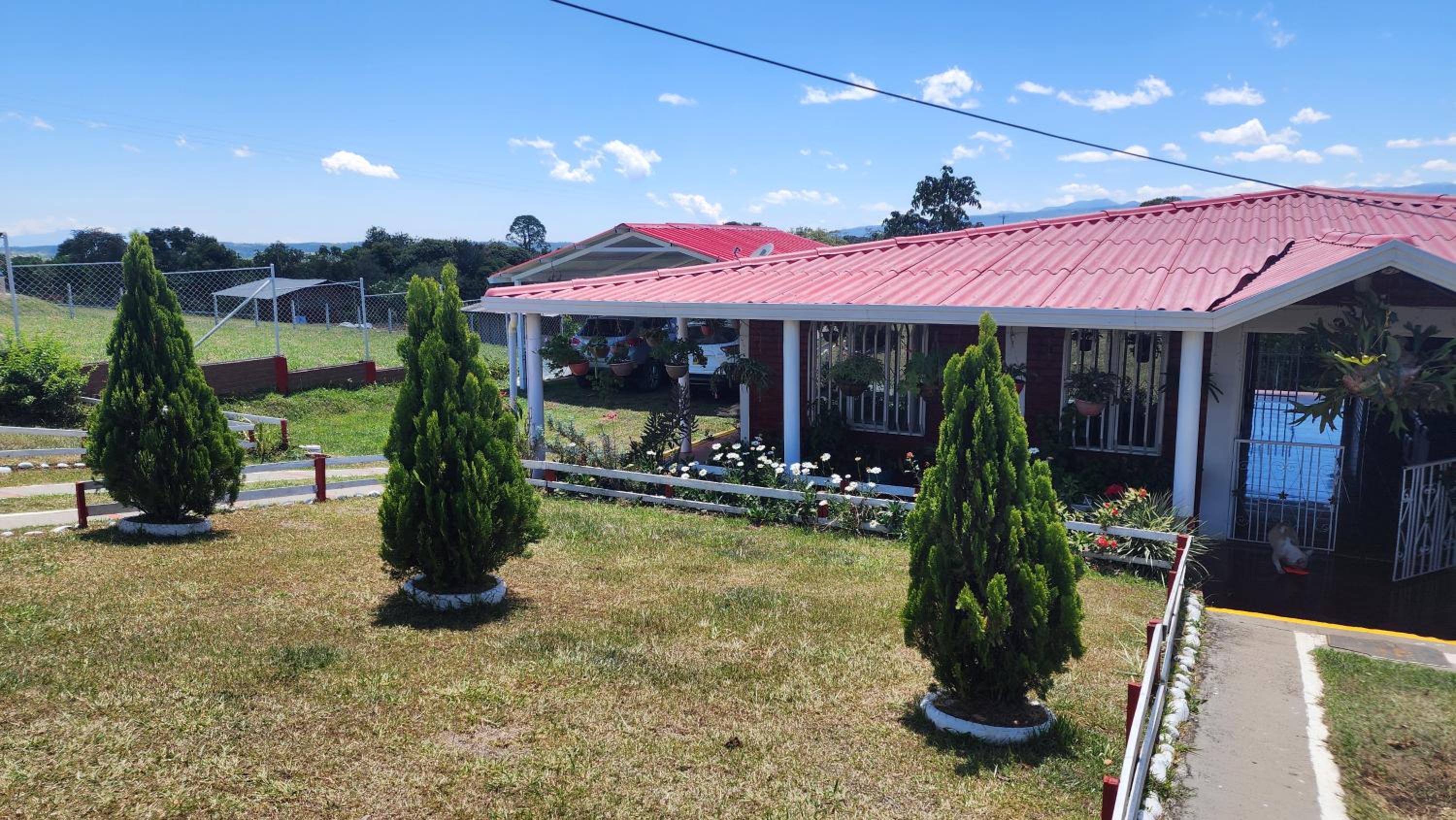 CASA CAMPESTRE Familiar