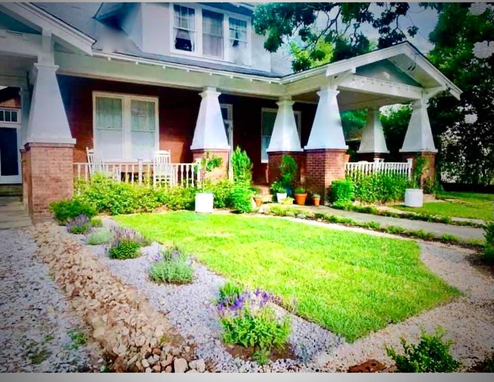 Historic Summerville Masters Apartments by Jordannella Realty