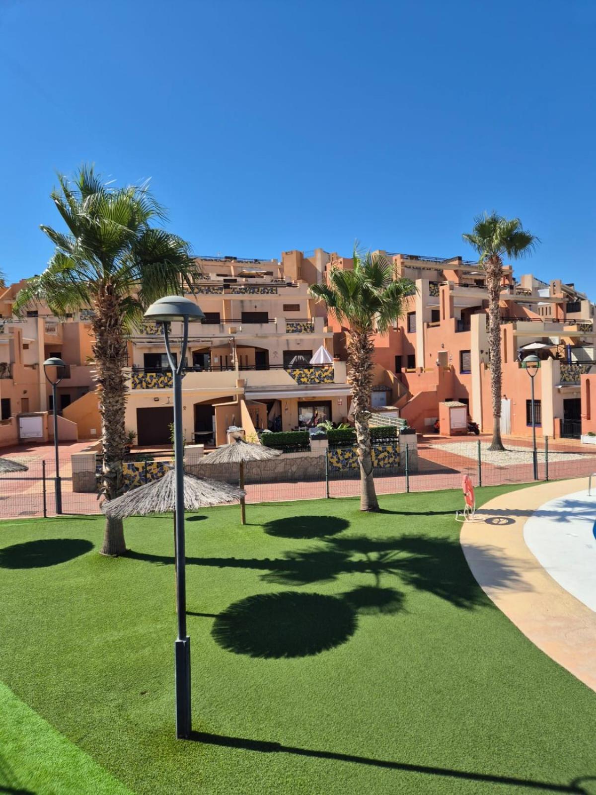 S&H La Consentida view 3