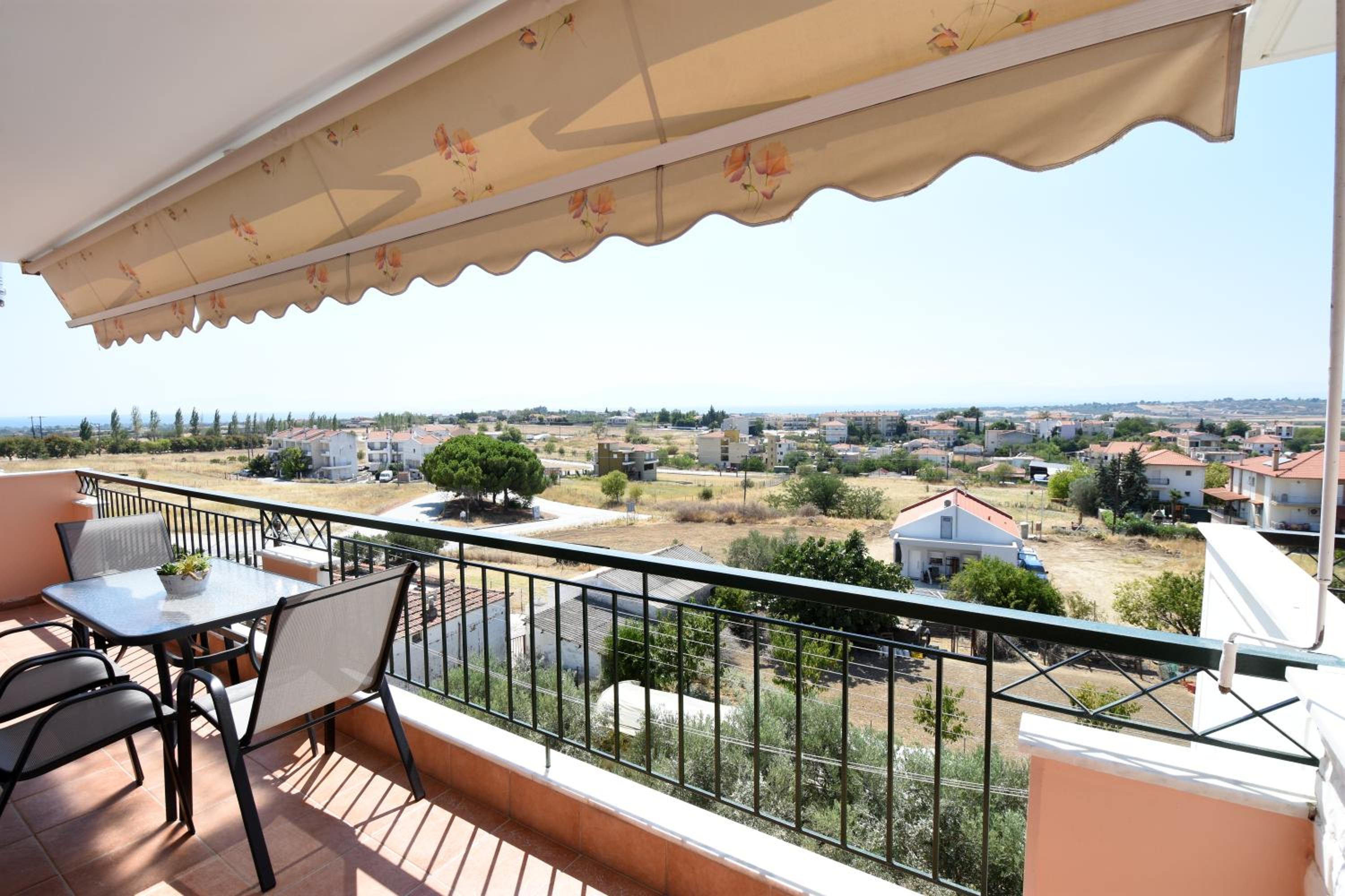 Lux Mint Apartment - Sea View - 3BR - Free Parking