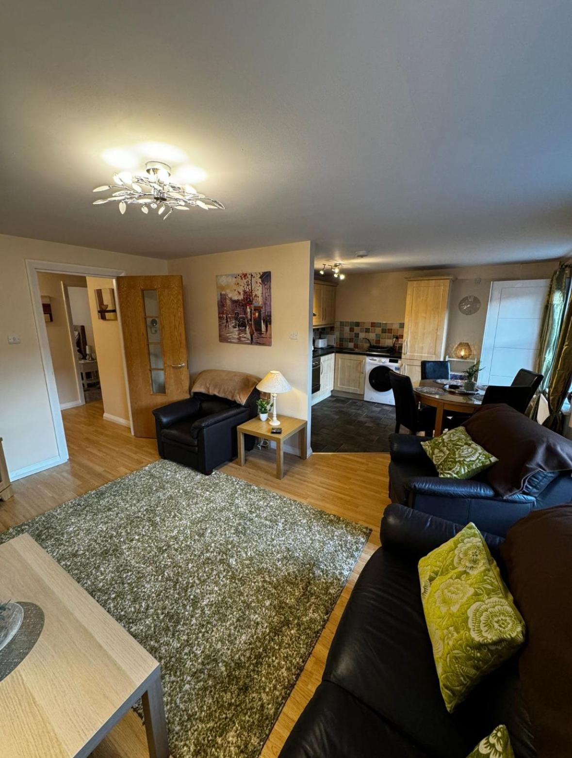 Waterfoot Coastal Getaway