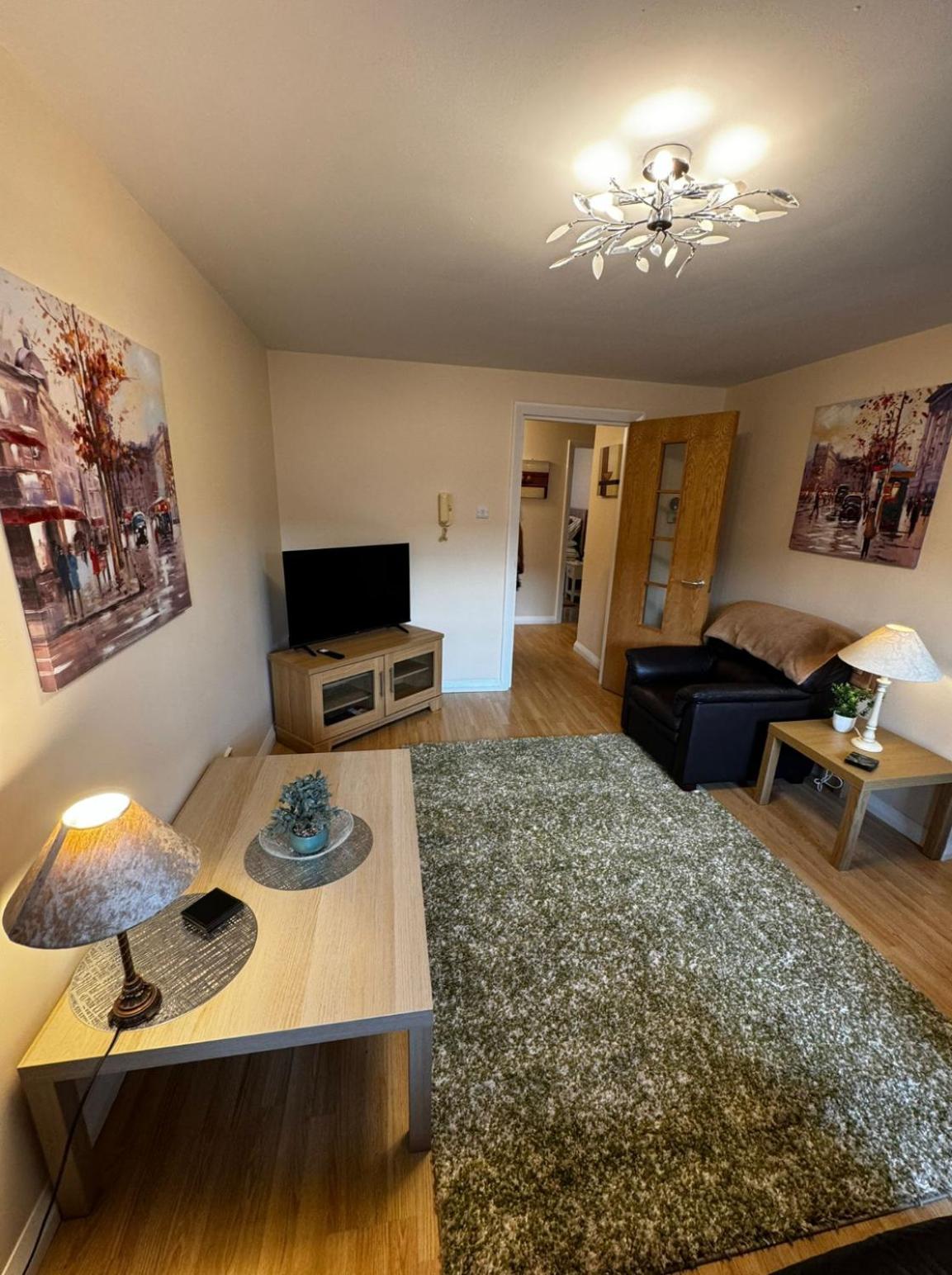 Waterfoot Coastal Getaway