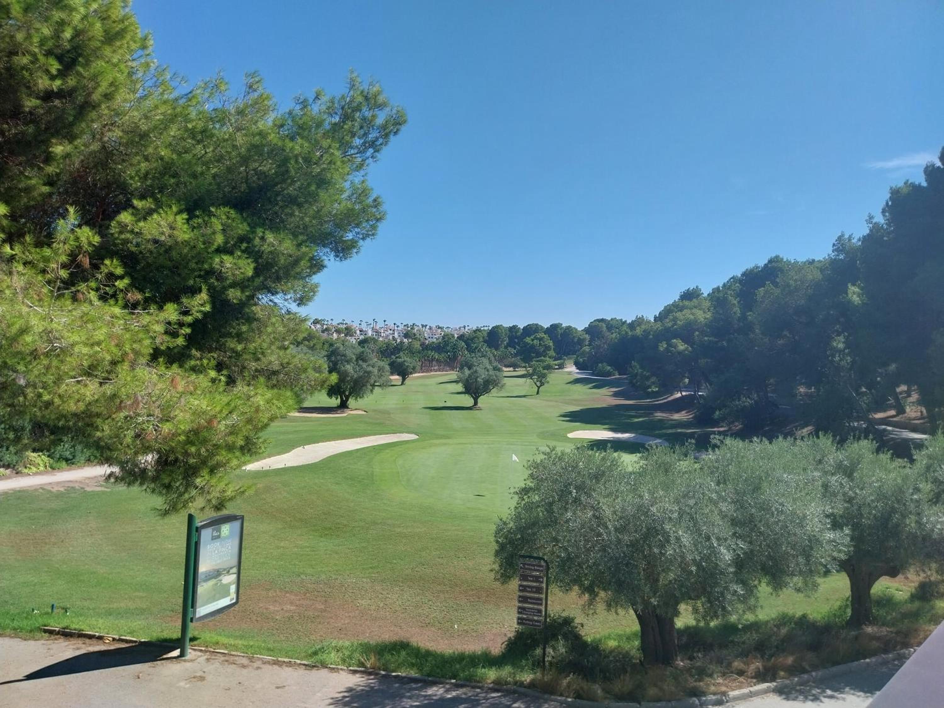 Charming Apartment in front of Villamartin Golf And Plaza