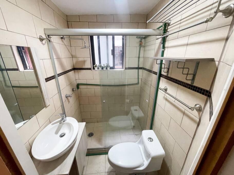 Charming 2-Bedroom in La Condesa - Sleeps 4 photo 4