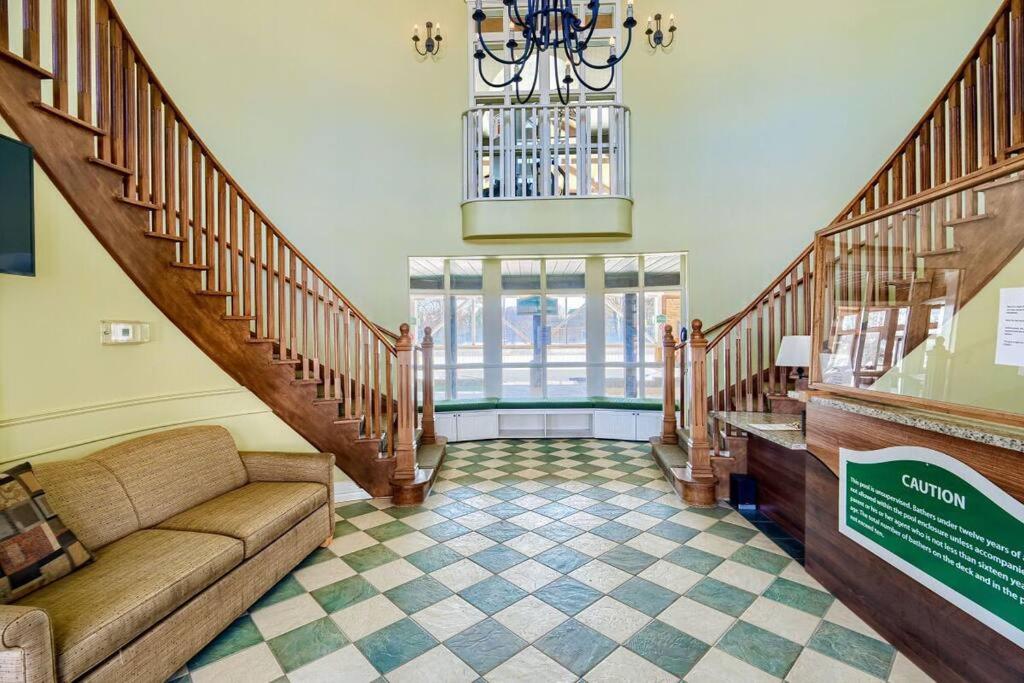 Lower Level Suite Carriage Hills