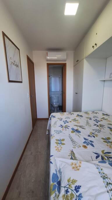 Apartamento com 2 suítes, varanda, vista mar, infraestrutura