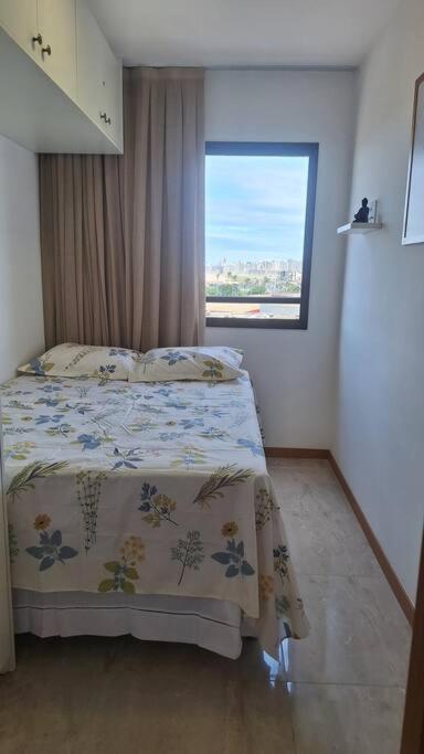 Apartamento com 2 suítes, varanda, vista mar, infraestrutura