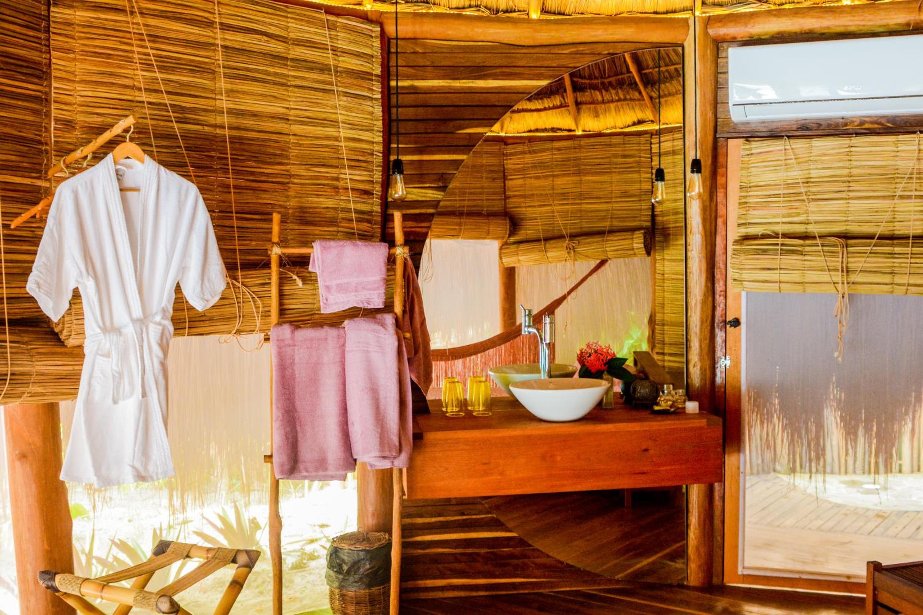 Ecolodge Spa Beira Mar Ococoloco