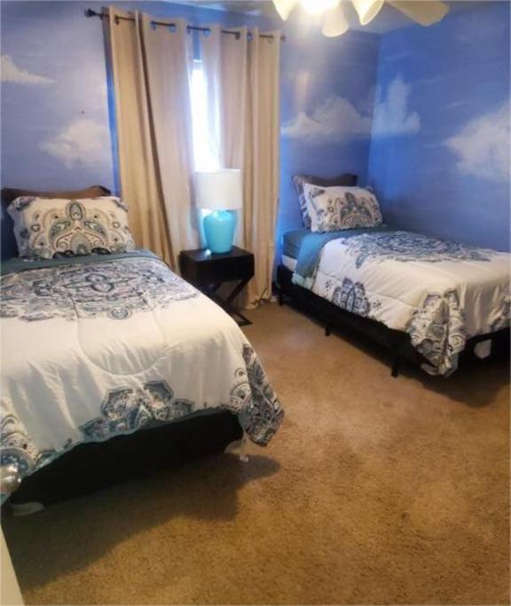 Charming 4-BR Home for Rent! view 5