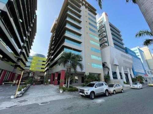 Ecusuites Mall del Sol Premium 96Parking-Airport view 2