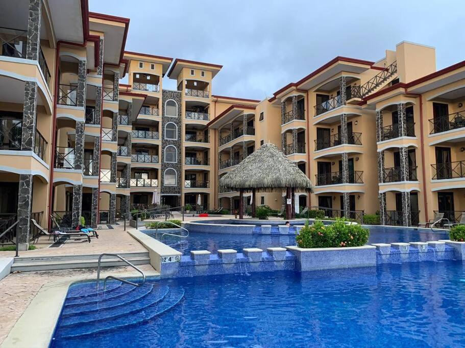 Jaco Beachfront Oasis Newly renovated dream condo