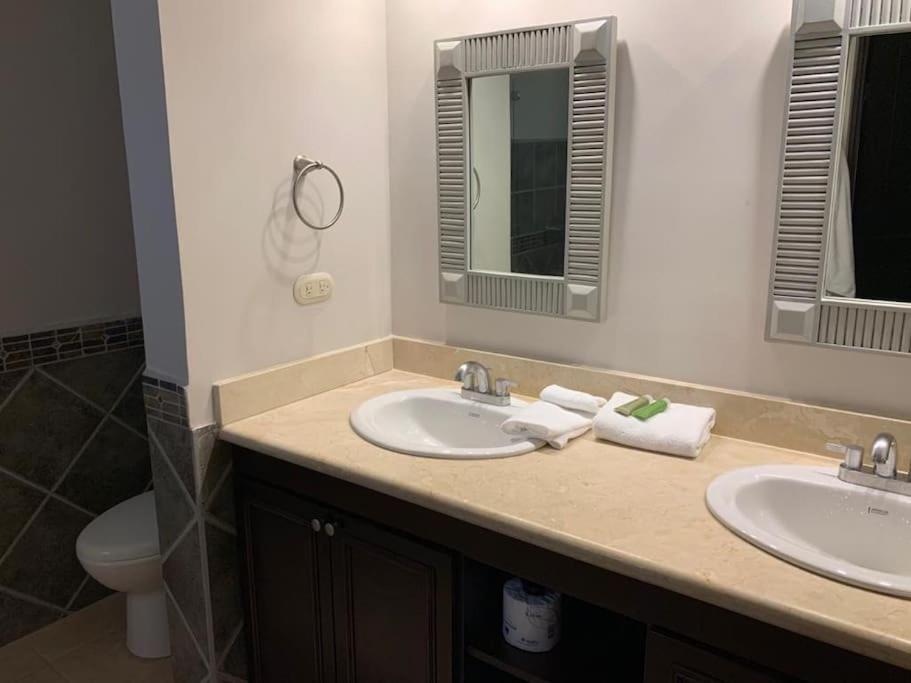 Jaco Beachfront Oasis Newly renovated dream condo