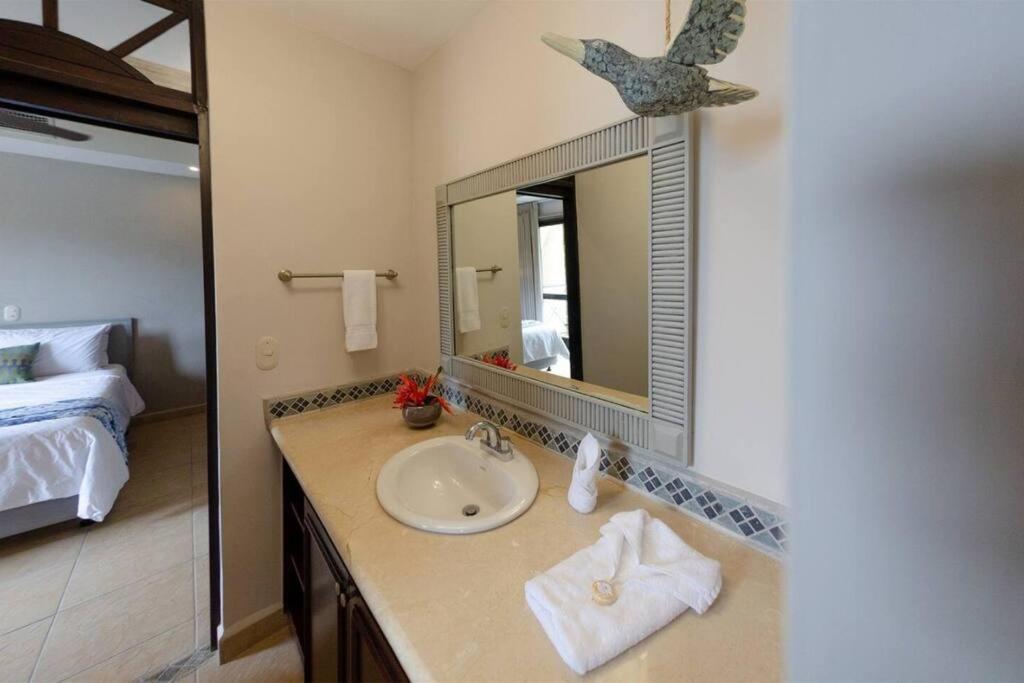 Jaco Beachfront Oasis Newly renovated dream condo