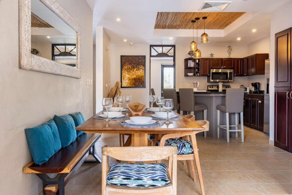 Jaco Beachfront Oasis Newly renovated dream condo