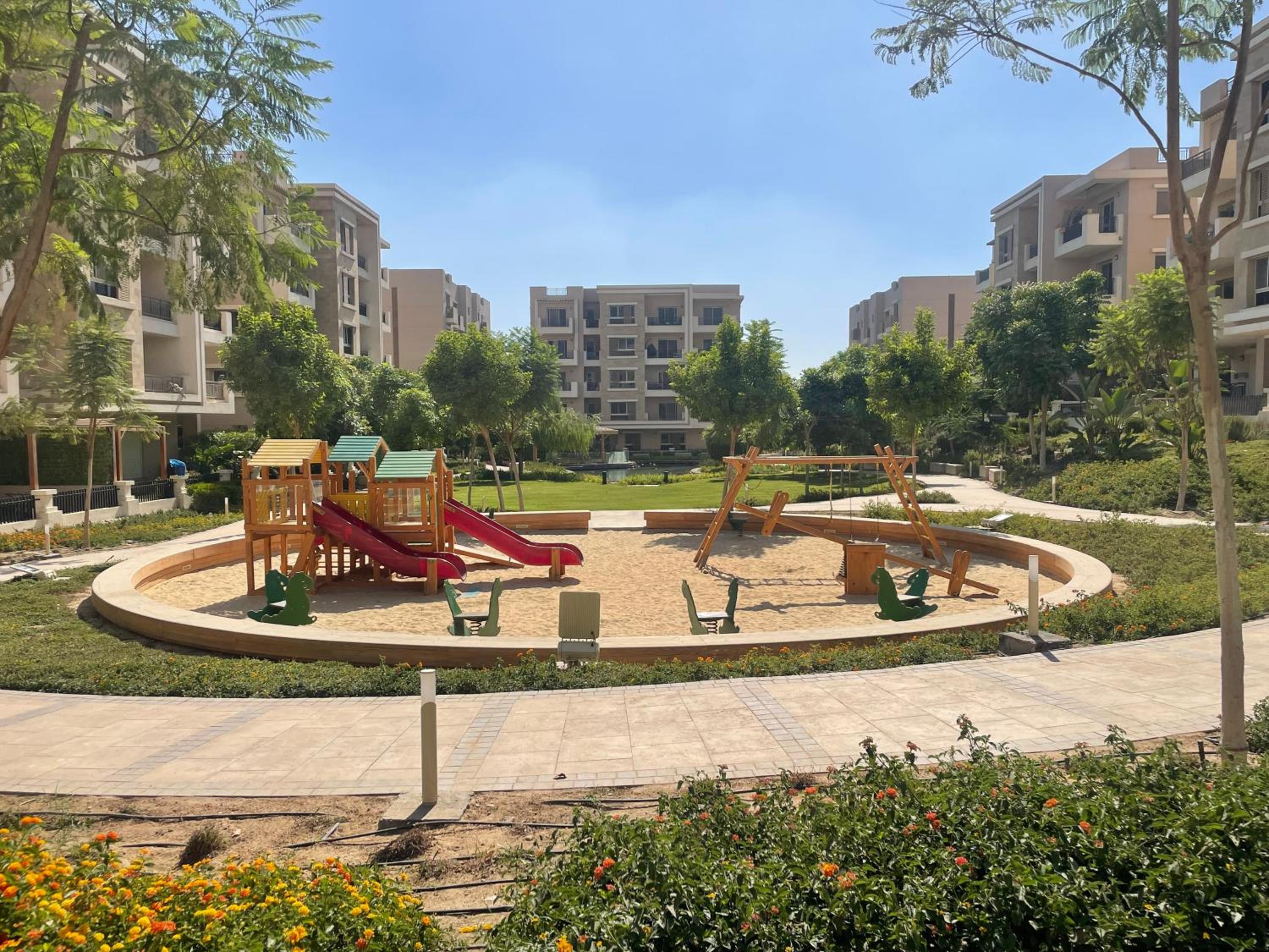 Luxry apartment in Taj city near Cairo airport