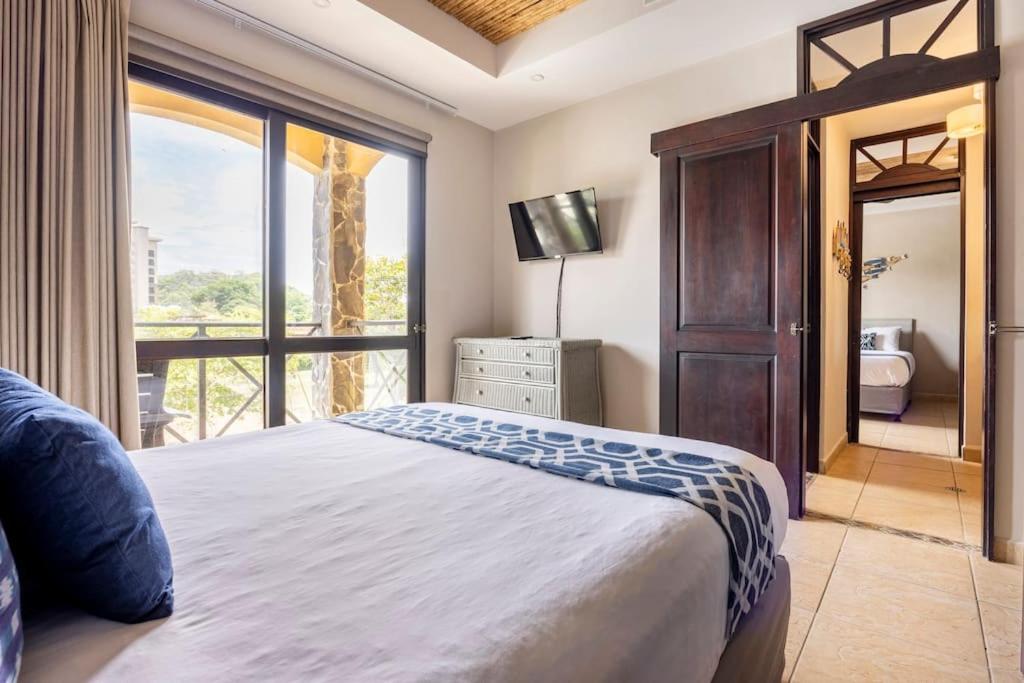 Jaco Beachfront Oasis Newly renovated dream condo