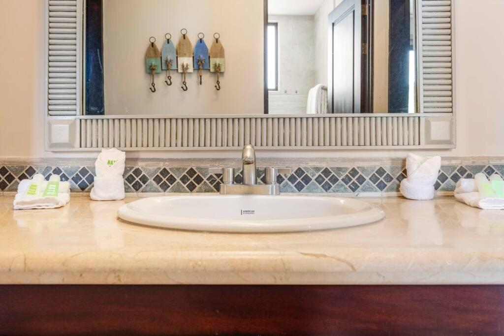Jaco Beachfront Oasis Newly renovated dream condo