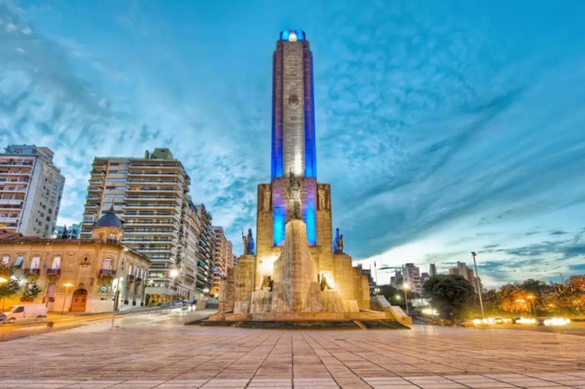 BELLISIMO, Amplio, a solo 100 metros del RIO, la zona VIP de Rosario!!!