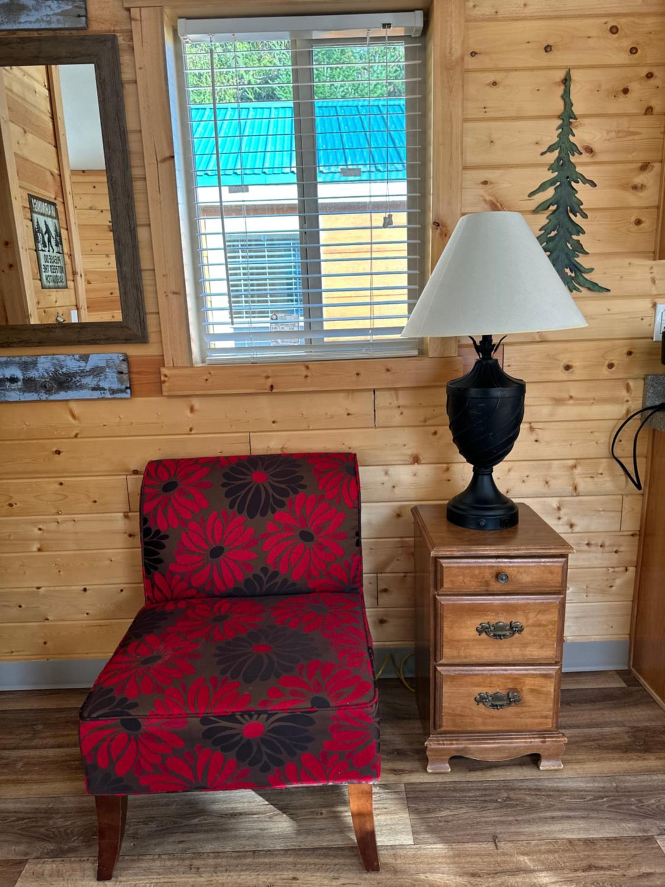 Packwood Lodge & Cabins