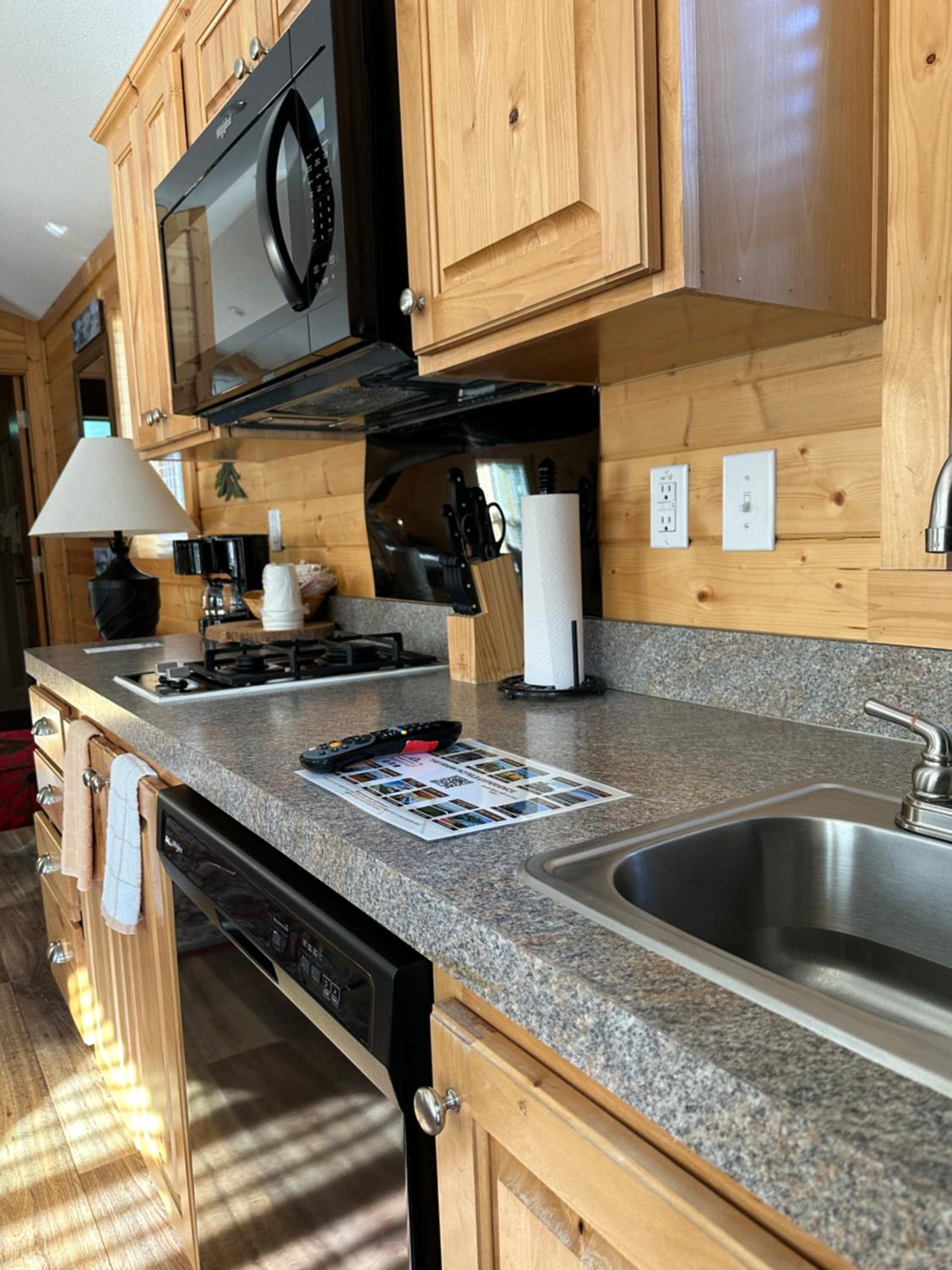 Packwood Lodge & Cabins