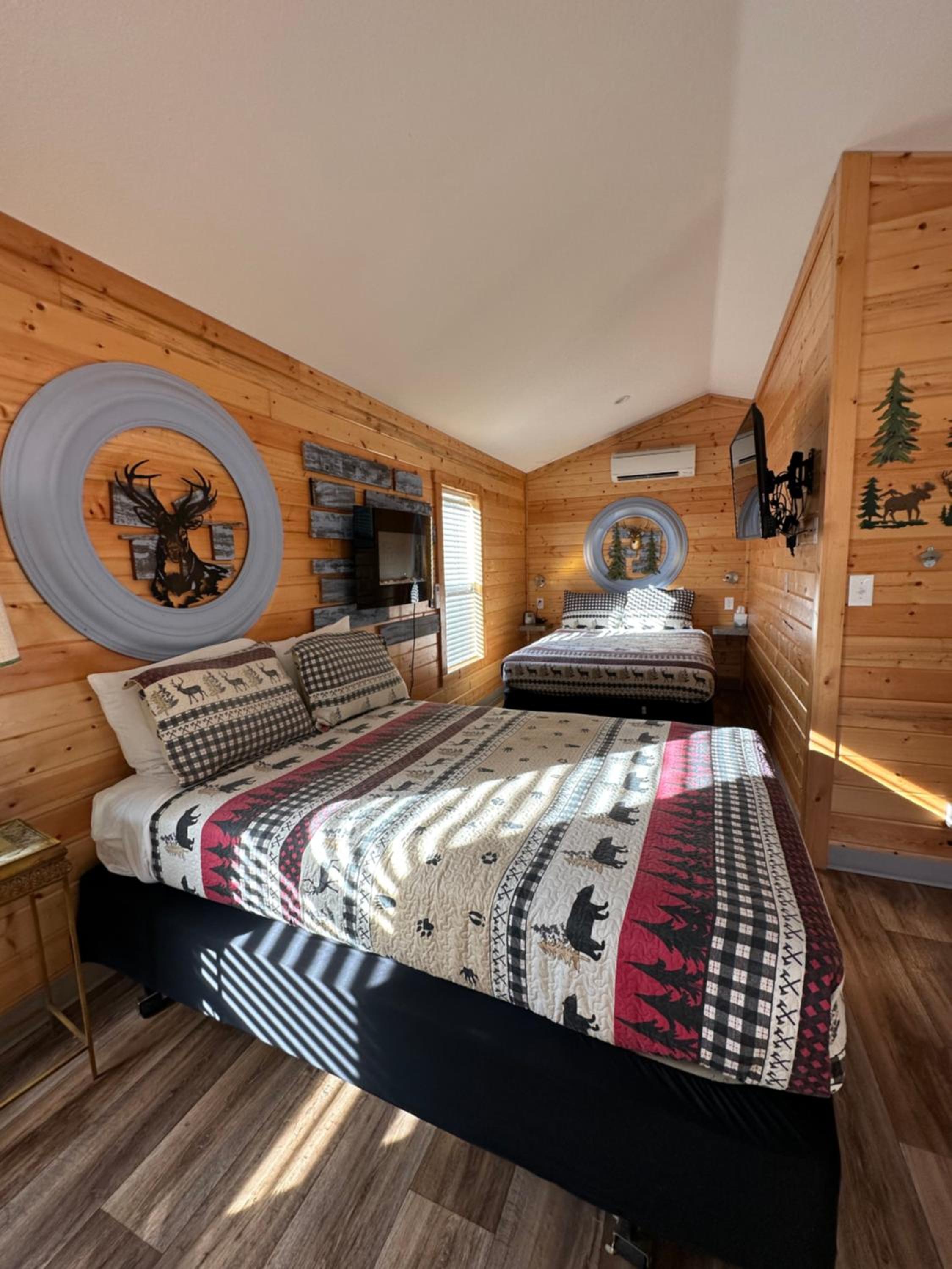 Packwood Lodge & Cabins