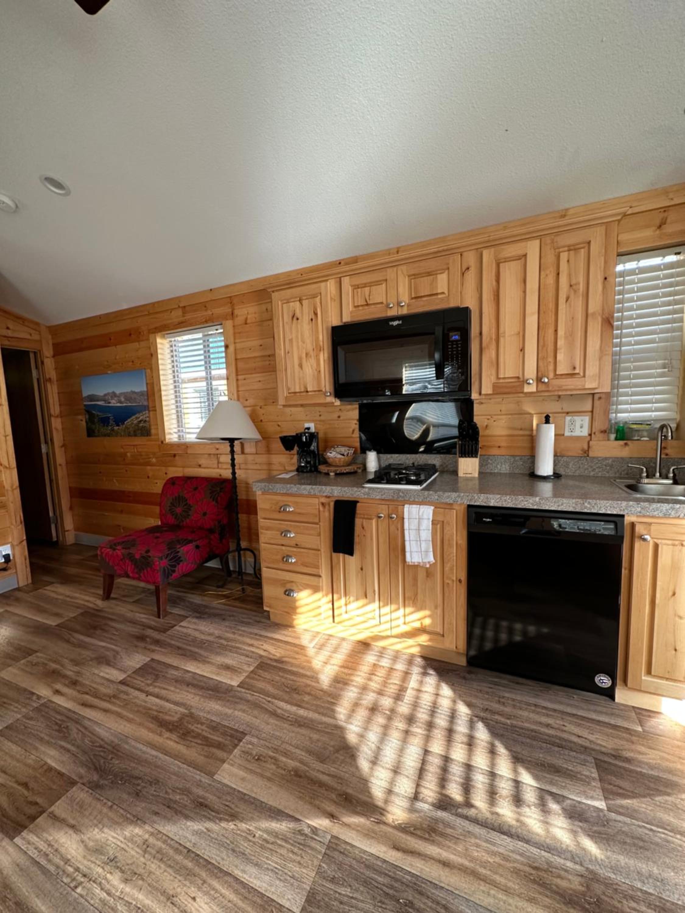 Packwood Lodge & Cabins