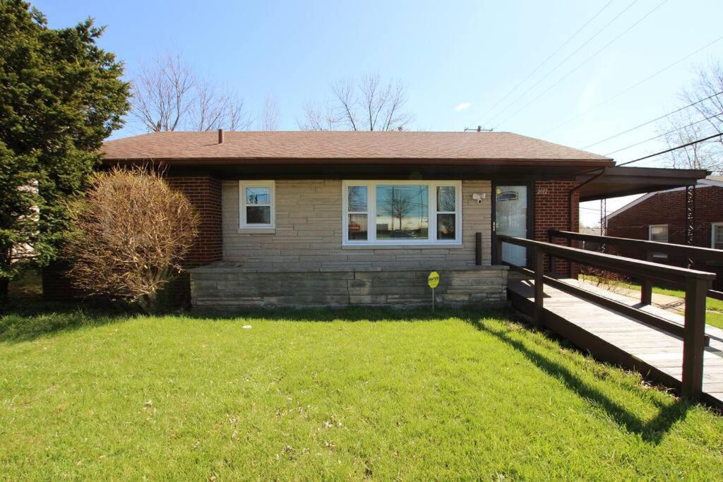 Lexington Vacations - El Retro- Mid Century Ranch near Horse Park Rupp - Property Image 32